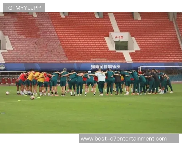 广州恒大足球训练营全新升级助力青少年足球梦想实现与未来发展